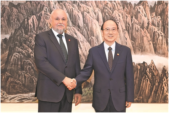 中国石油集团董事长戴厚良会见俄罗斯能源部长齐维廖夫