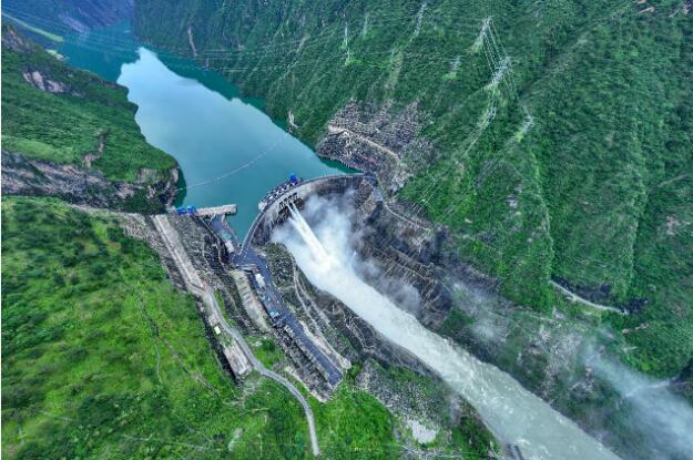 国投集团雅砻江公司锦屏电厂累计发电量突破5000亿千瓦时