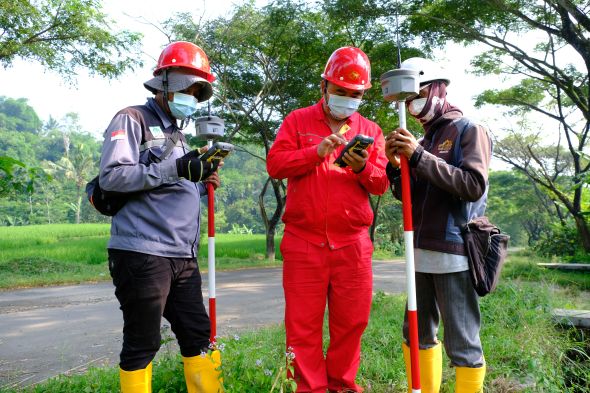 【中国新闻网】王小战：咫步为尺测河山