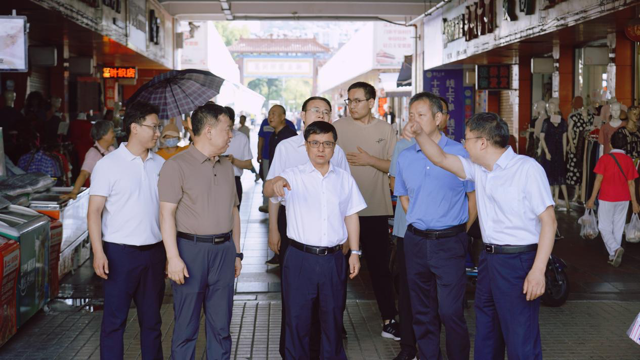 胡德明赴宜昌基地开展安全生产检查等系列活动