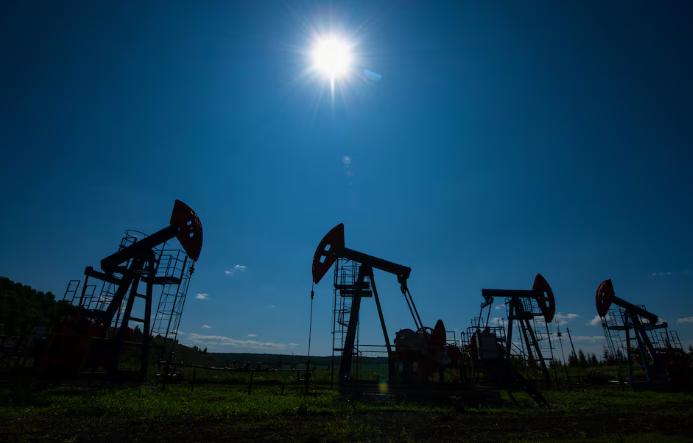 国际油价周五下跌 OPEC+增产预期引发市场担忧