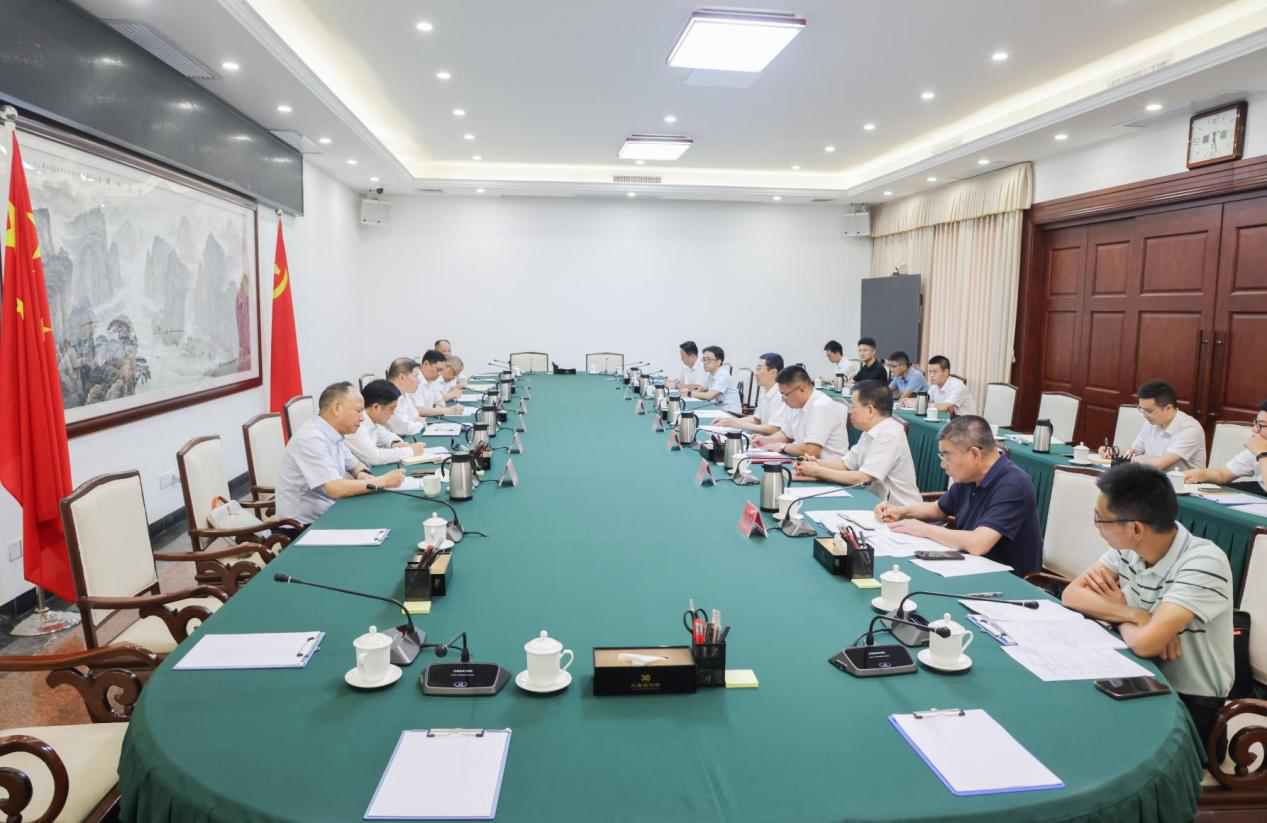 中国能建葛洲坝集团与广东省肇庆市深化合作