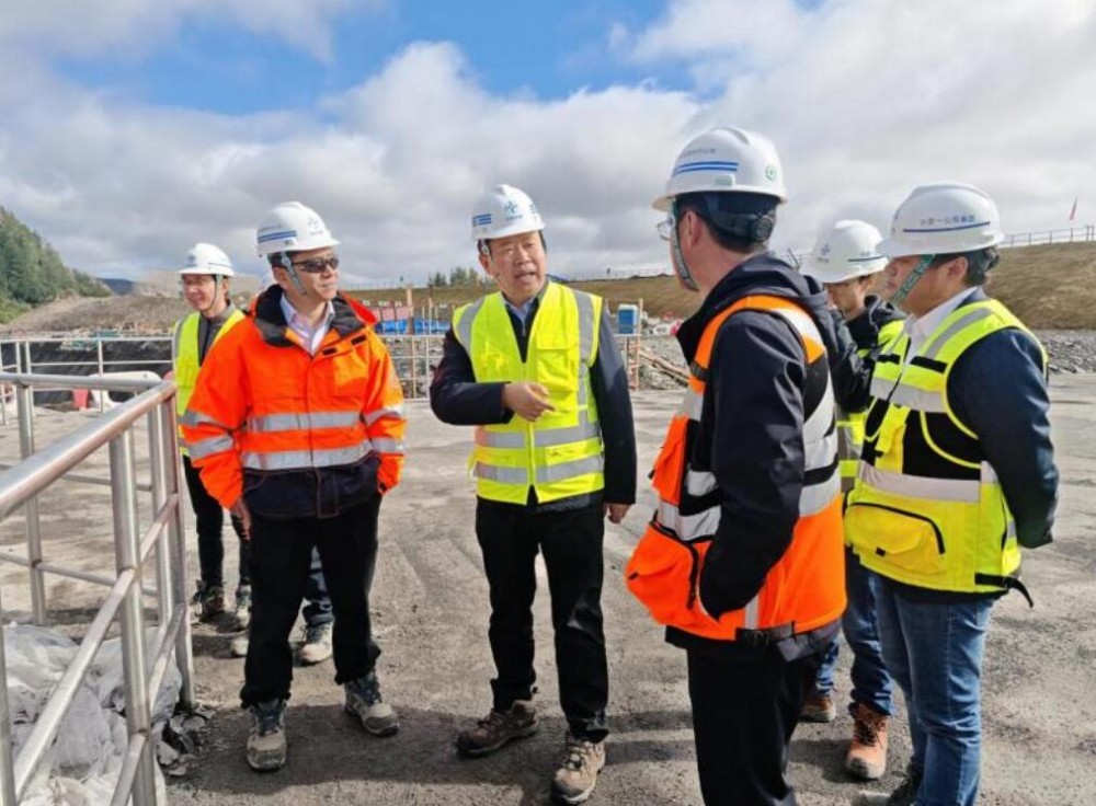 马克强参赞考察中水电对外鲁凯威水电站项目