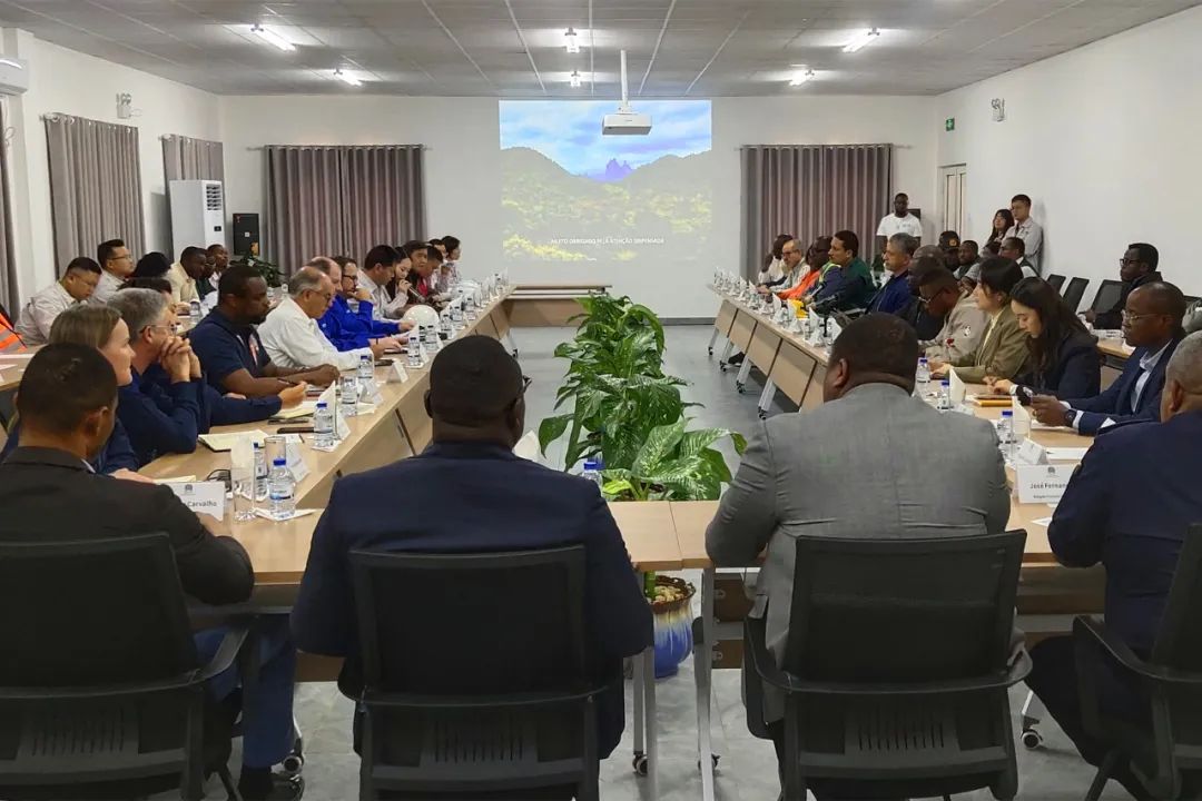 安哥拉政府高级别代表团到凯凯水电站开展联合考察