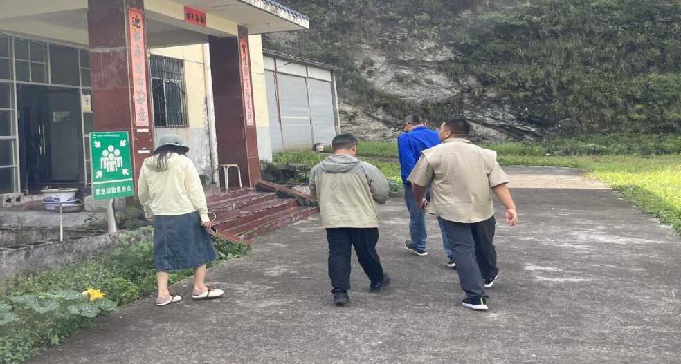 四川省拉普镇开展水电站隐患排查检查工作