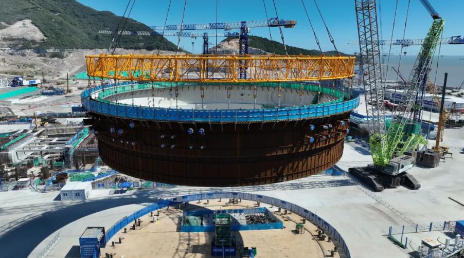 浙江金七门核电首个大型模块吊装成功！