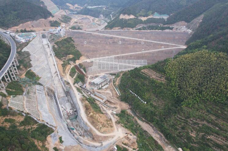 寺桥水库工程发电厂房主体结构顺利封顶