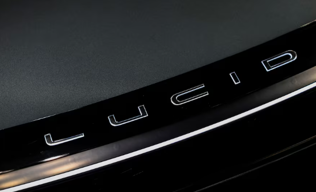 Lucid集团调整2025年产量预期并扩大融资规模