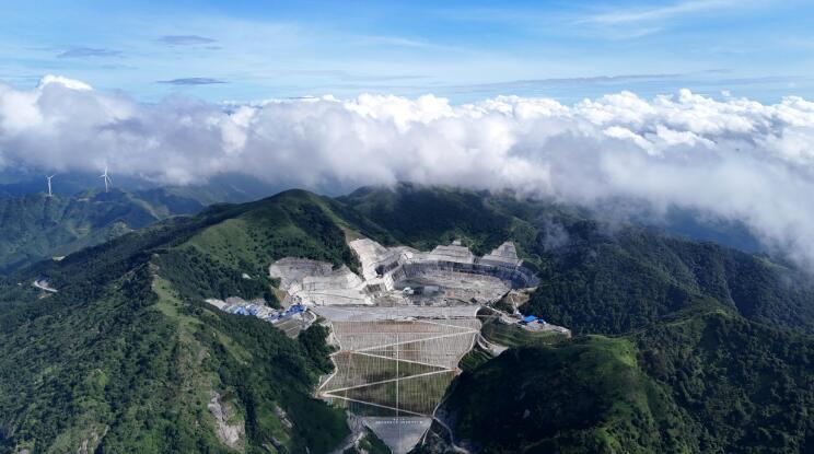 广西首座抽水蓄能电站上水库开始蓄水