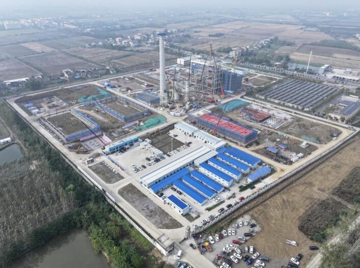 湖北天门热电项目烟囱顺利封顶