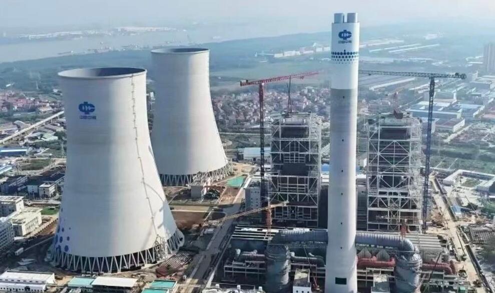 哈电集团锅炉公司研制的中煤鄂州四期项目7号机组锅炉设备通过水压试验