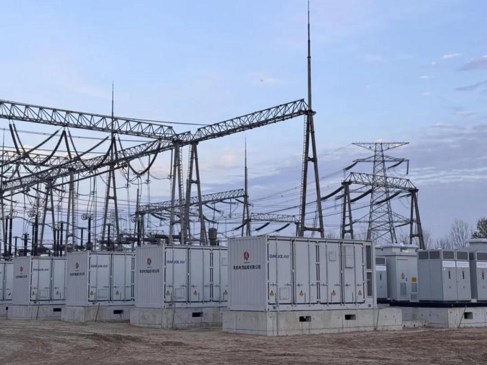 陕煤电力运城有限公司120MW/240MWh独立储能项目核心设备安装完成