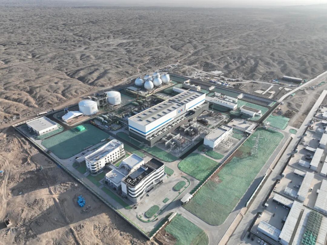 世界首台（套）甘肃酒泉300兆瓦压气储能工程330千伏线路及全厂受电一次成功