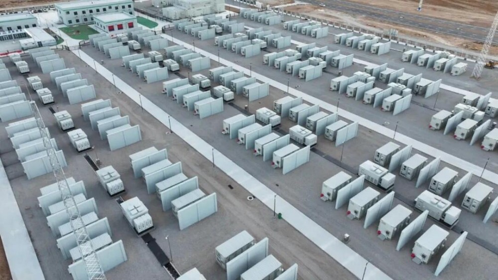 200MW/800MWh！我国规模最大半固态电池储能项目并网