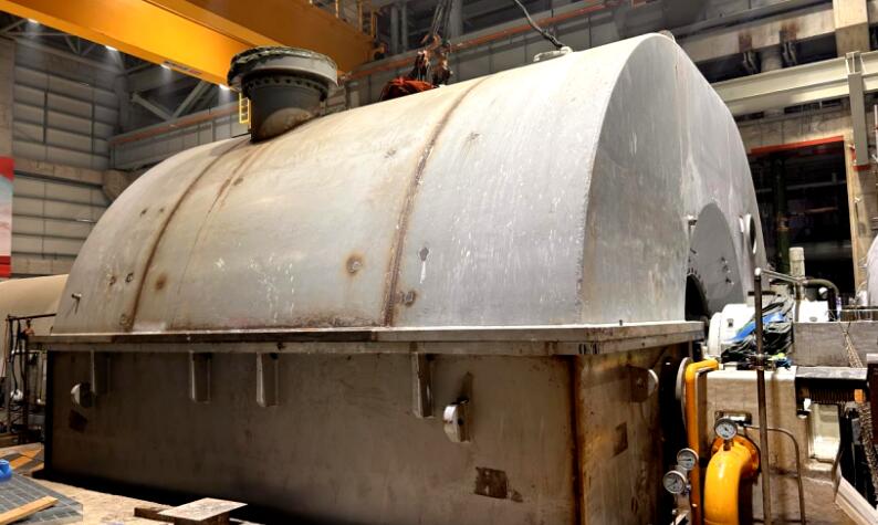 由龙源工程实施PMC管理的廊坊二期项目3、4号机组分别圆满完成汽轮机扣大盖及转子穿装工作