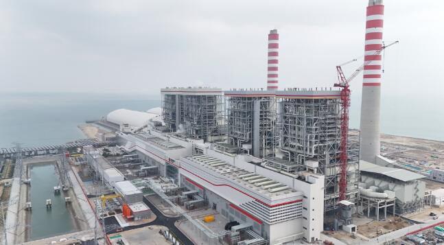 中国能建江苏电建三公司承建的国能广投北海电厂2×1000兆瓦扩建工程4号机组首次并网一次成功