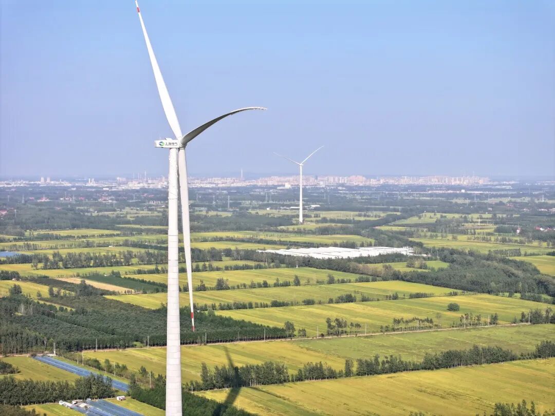 “追风”之旅！中建八局助力31座国内最高混塔风机完成吊装