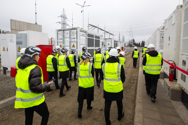 罗马尼亚最大电池储能项目在克卢日县投运