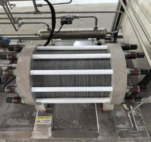 际腾氢能5Nm³非金属机框电解槽及制氢系统成功交付新疆客户