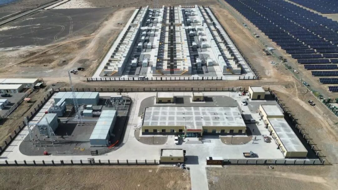 新疆哈密首个全钒液流储能电站转入商业运营
