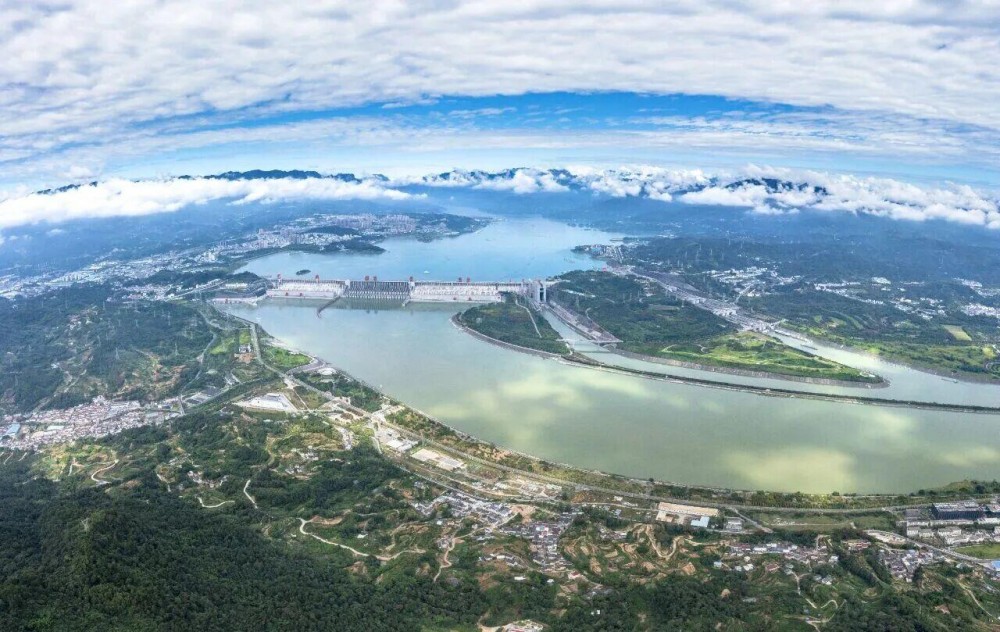 世界最大清洁能源走廊交出亮眼“年度答卷”