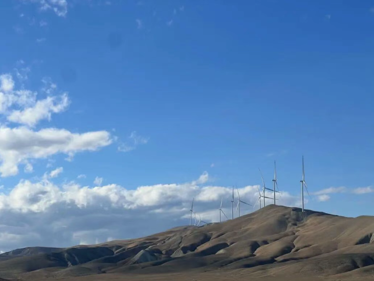 阿塞拜疆单体最大的风力发电项目正式完工