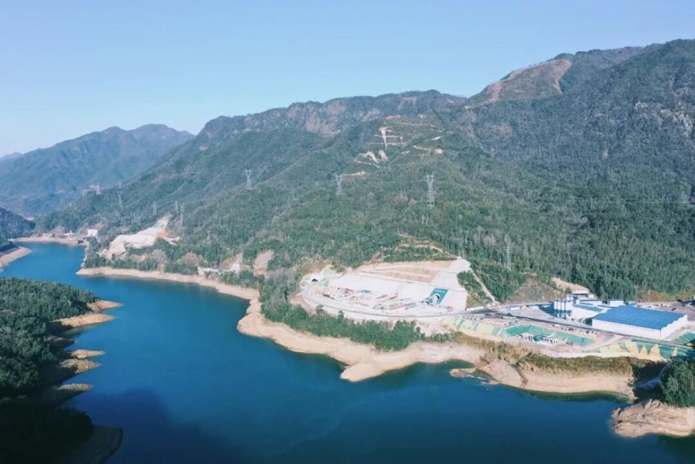 全球在建第二大抽水蓄能水电站主变洞上游段顺利贯通