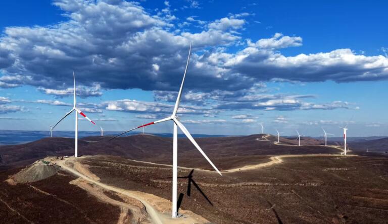 风光储一体！全球最大风光储并网混合能源电站实现重大节点