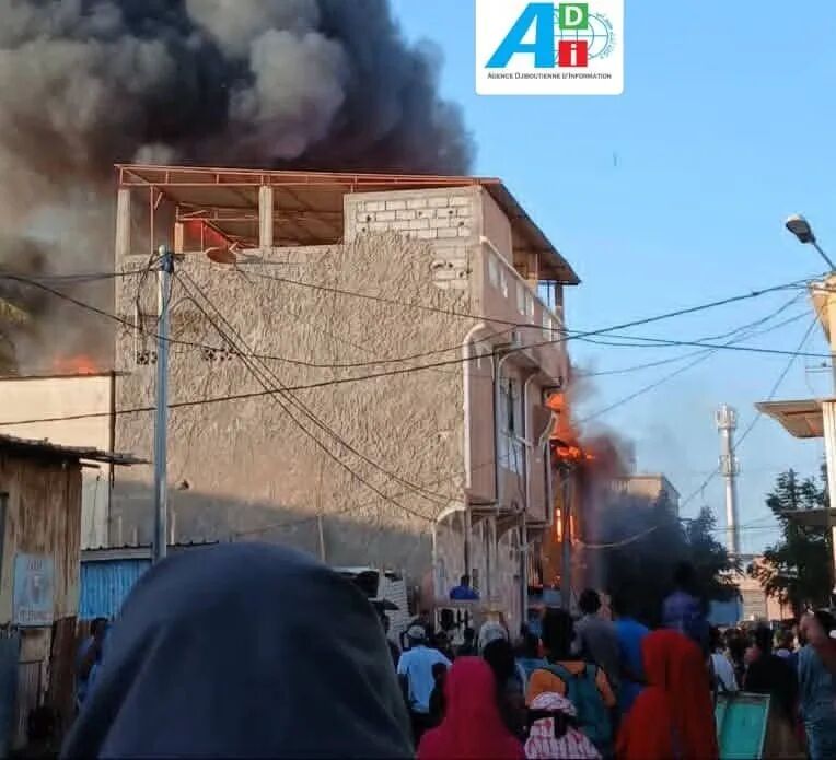 火灾！疑是锂电池和太阳能引发