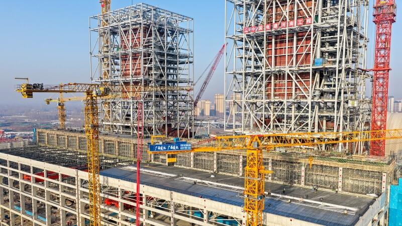 石家庄西柏坡电厂四期工程7号主厂房进入全面安装阶段