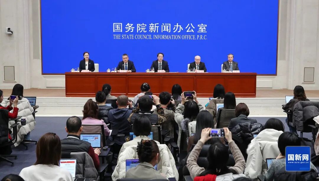 国家发改委：新型储能装机规模已突破1亿千瓦，要综合整治“内卷式”竞争