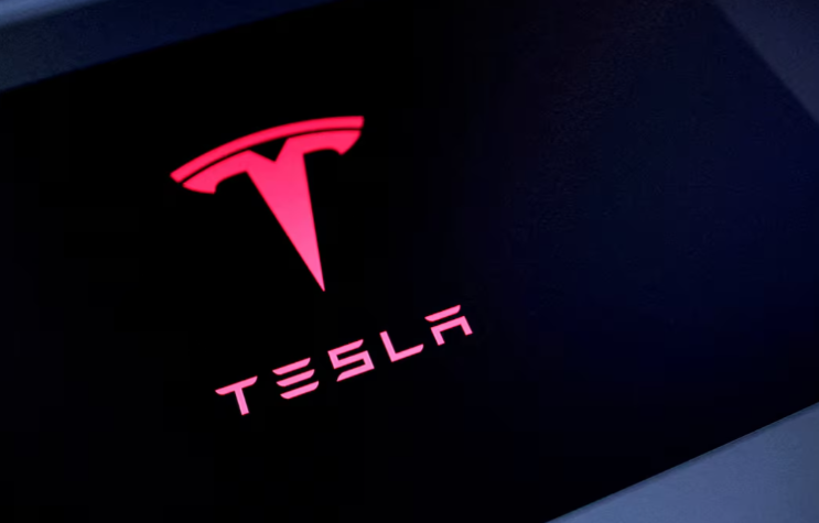 Lemonade携手特斯拉推出FSD专属车险