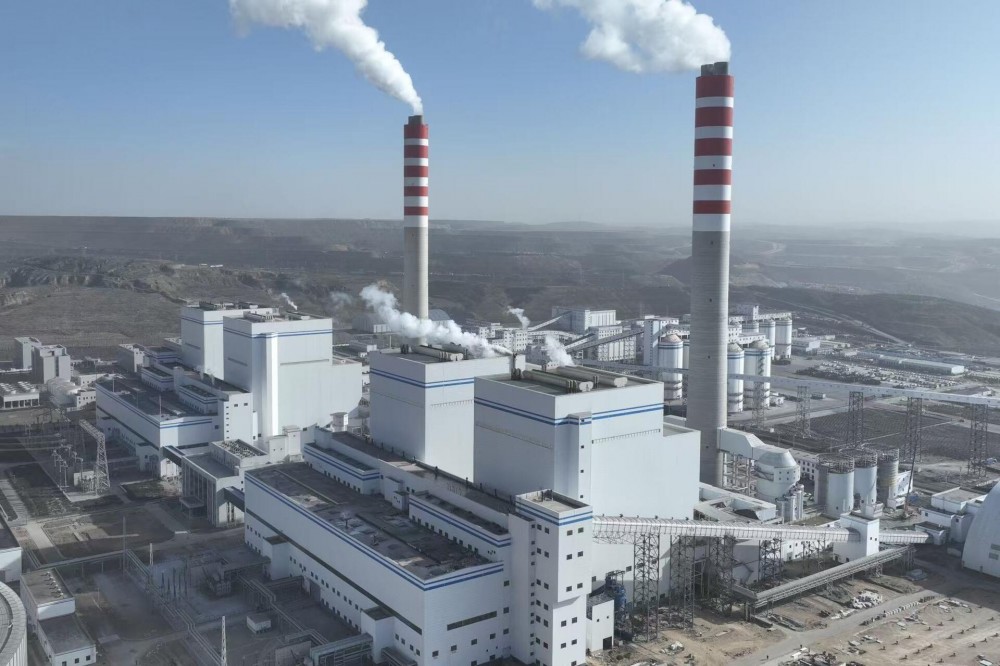 中国能建浙江火电承建的内蒙古汇能长川电厂2×660兆瓦煤电一体化扩建项目2号机组汽轮机冲转一次成功