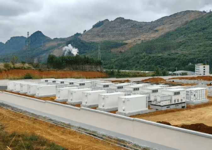 中国富仁能源广西忻城200MW共享储能项目设备安装进入倒计时