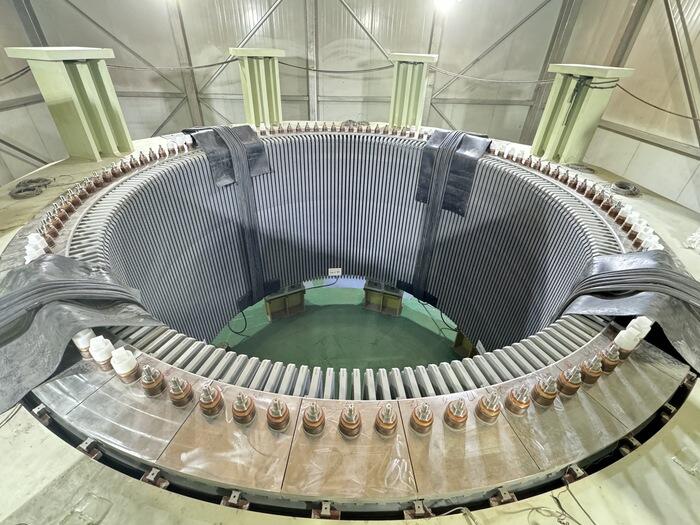 湖南平江抽蓄电站末台（4号）机组定子通过铁损试验