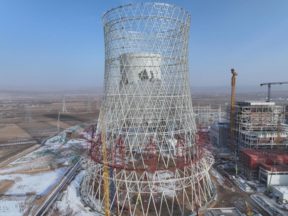 国能宁夏六盘山项目2号间冷塔顺利结顶
