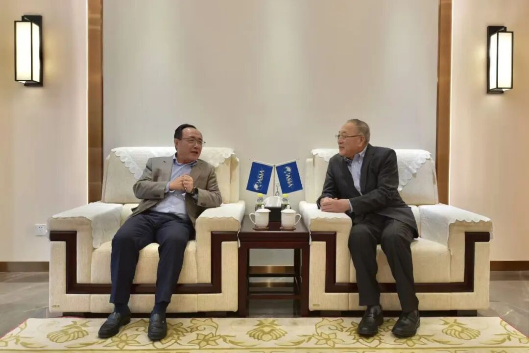 中集集团总裁高翔一行赴博鳌亚洲论坛交流合作 深耕国际化发展新机遇