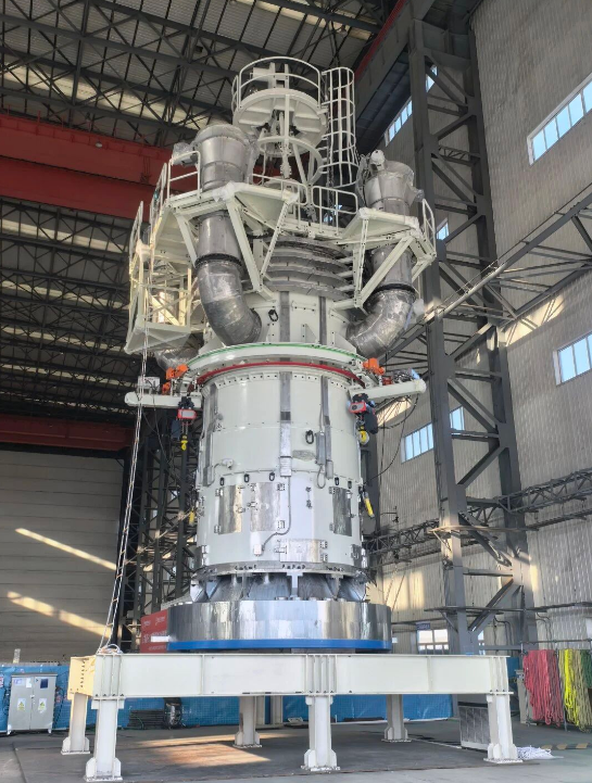 徐大堡核电厂1号机组一体化堆顶组件（IHP）拼装完成