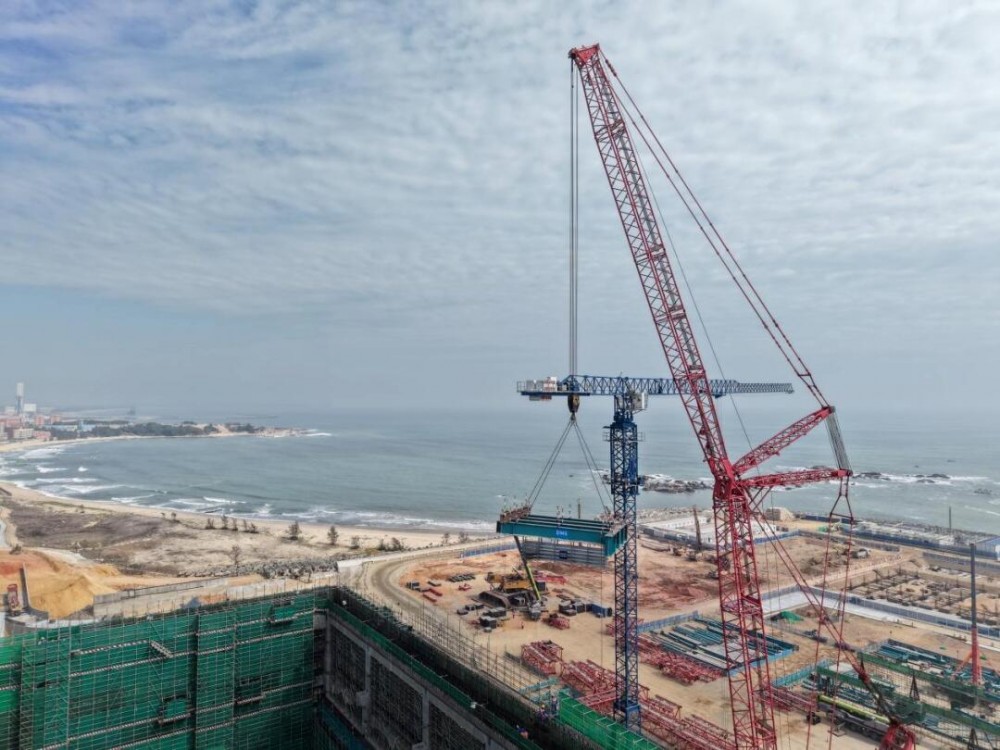 陆丰核电1号机组常规岛首批6个“钢结构+机电模块化”全部成功吊装