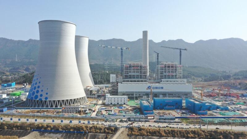 中国能建西南院总承包的中煤广元项目1号汽轮机扣盖圆满完成