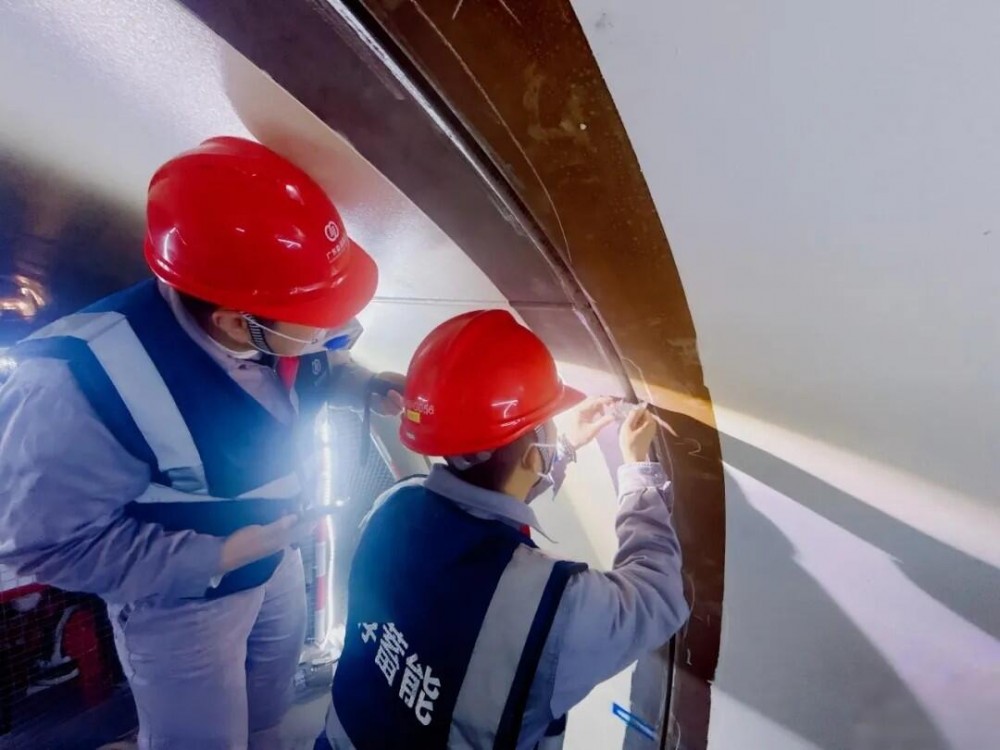 广东云浮水源山抽水蓄能电站机电及金属结构安装工作扎实推进