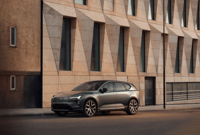 沃尔沃汽车在瑞典托斯兰达工厂扩大EX60生产应对欧洲强劲需求