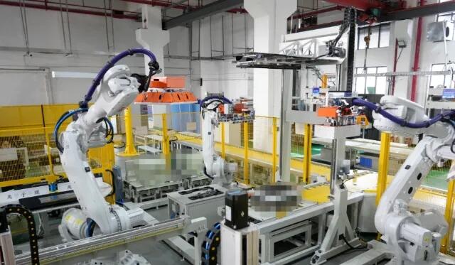 黎曼机器人首条100MW高功率密度全钒液流电池电堆自动化生产线正式投产！