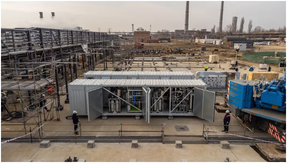 OMV Petrom获炼油厂绿色氢基电子燃料装置首模块