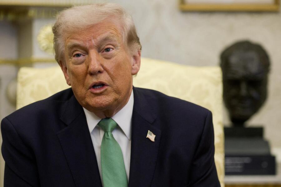 特朗普：希望像“在委内瑞拉那样”从伊朗“夺取石油”