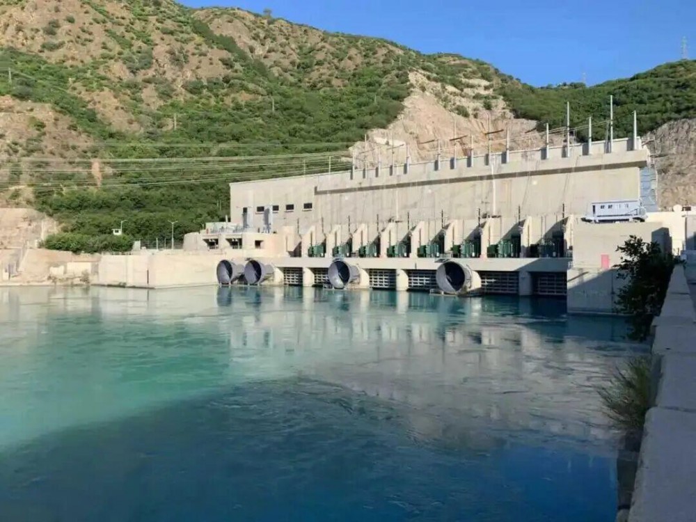 巴基斯坦“三峡”完成世界最大钢岔管群水压试验