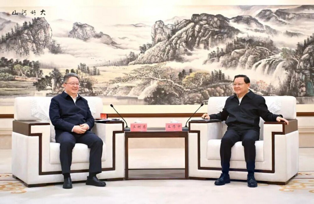 中国中煤与内蒙古自治区会谈，加快绿色氢氨醇、新能源耦合煤化工等产业布局