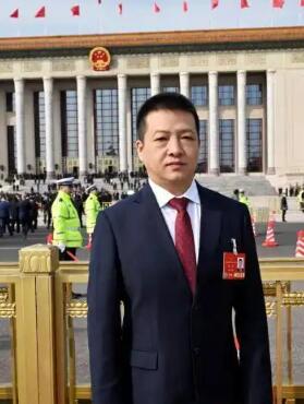 全国人大代表、中油大庆钻探董事长、党委书记张赫的两会建议