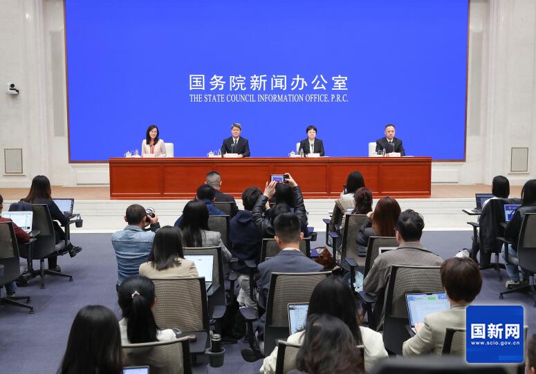 工信部：光伏组件、碳酸锂、动力型磷酸铁锂等产品价格总体回升