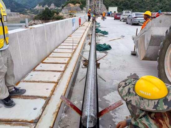 河南省平顶山市鲁山抽蓄下水库大坝顺利完成钻孔取芯检测
